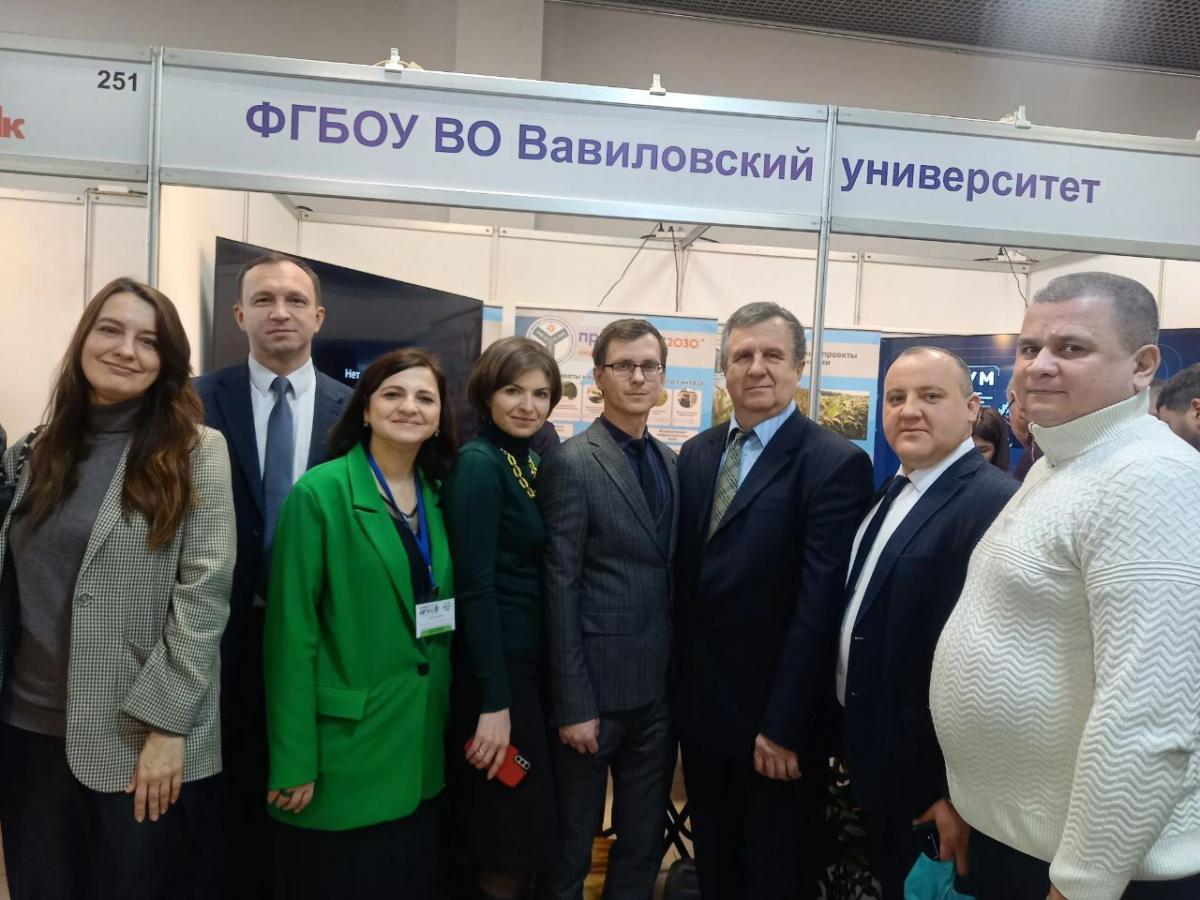 Представители Факультета Инженерии и Природообустройства приняли участие в форуме «Саратов-Агро 2024» Фото 6 Представители Факультета Инженерии и Природообустройства приняли участие в форуме «Саратов-Агро 2024» Фото 6
