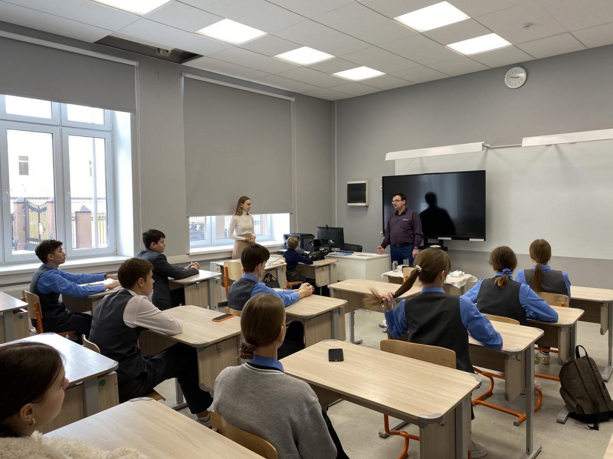 Преподаватели вуза провели мастер-класс для учащихся Предуниверсария Фото 6