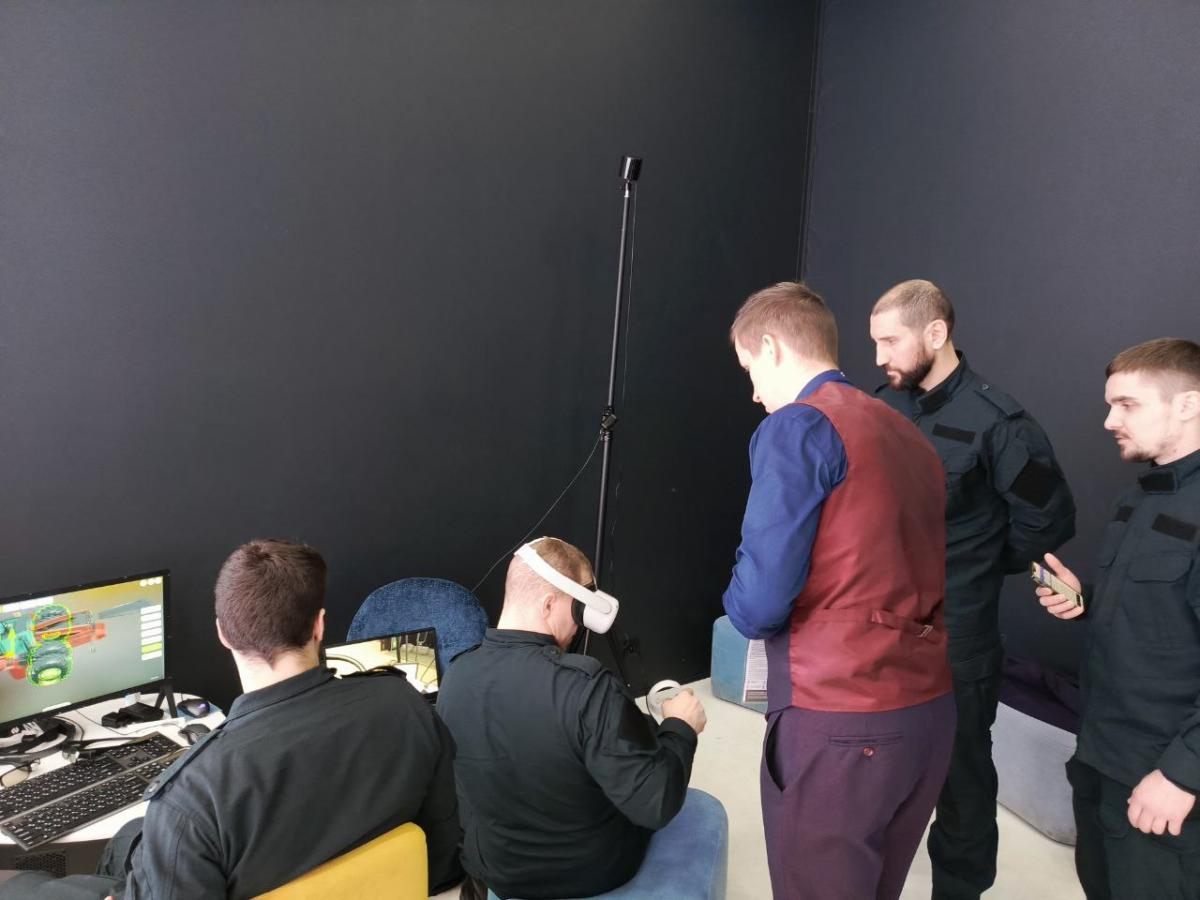 Сотрудники кафедры представили свои цифровые решения на выставке "Россия" Фото 3