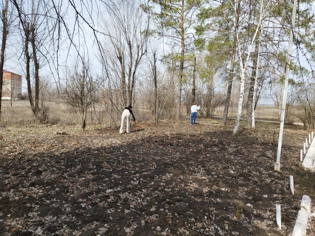 В филиале открыт месячник по санитарной очистке и благоустройству территории Фото 5