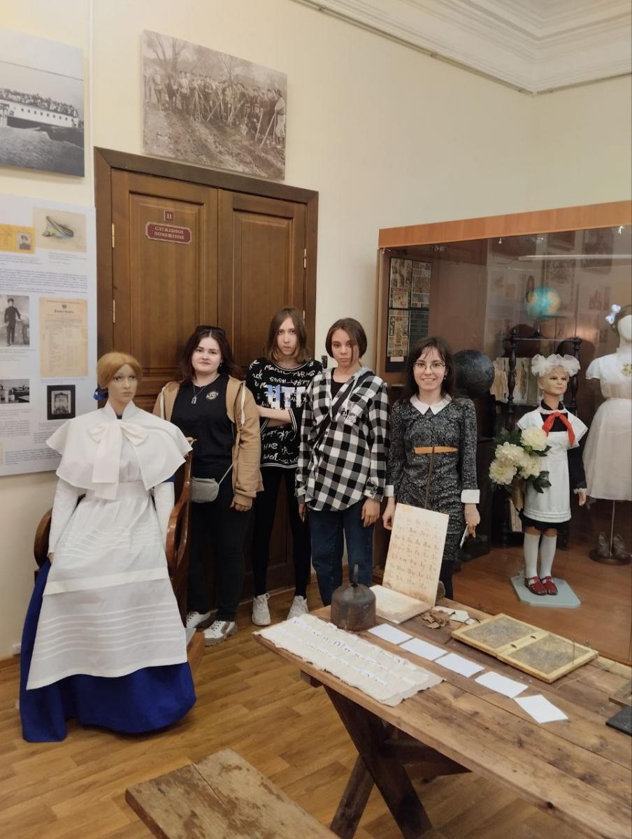 Посещение Саратовского областного краеведческого музея Фото 1