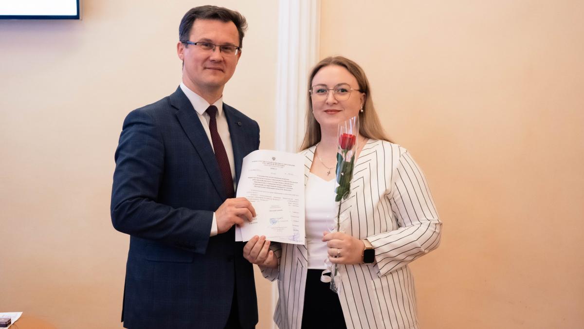 Сотрудникам университета вручили ведомственные награды Фото 4