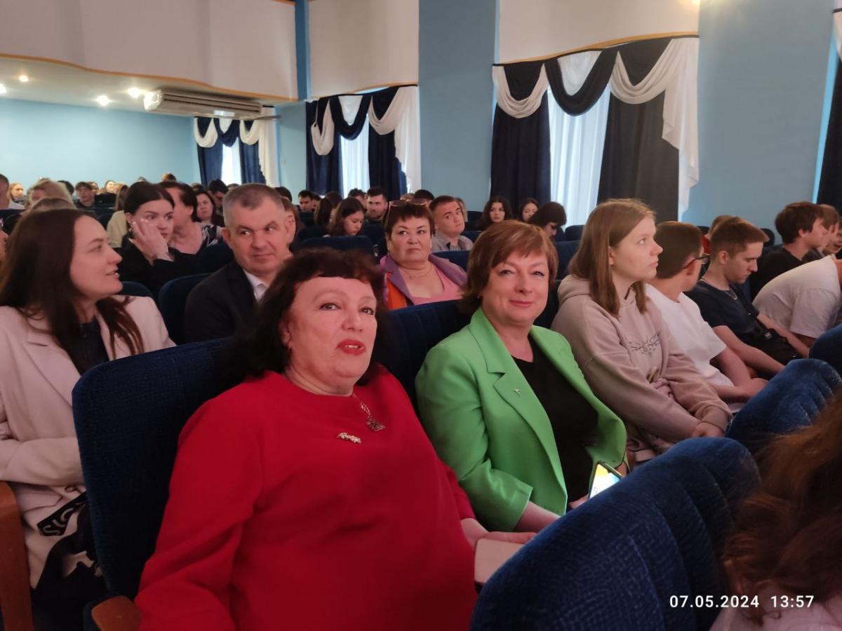 ПРАЗДНИЧНЫЙ КОНЦЕРТ В ЧЕСТЬ ДНЯ ПОБЕДЫ Фото 4