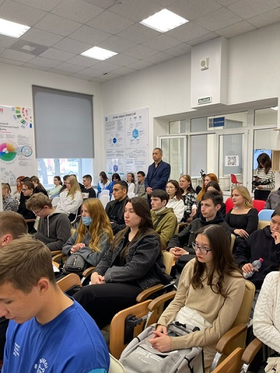 Кафедра «Ботаника и экология» приняла участие в социально значимом проекте «Точка притяжения - сердце Волги 1.0» Фото 2