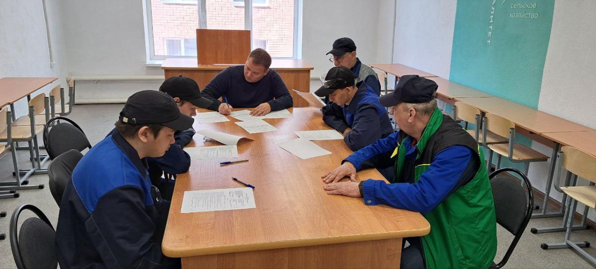 «Профессионалитет»: Выпускники агротехникума сдали экзамен Фото 11