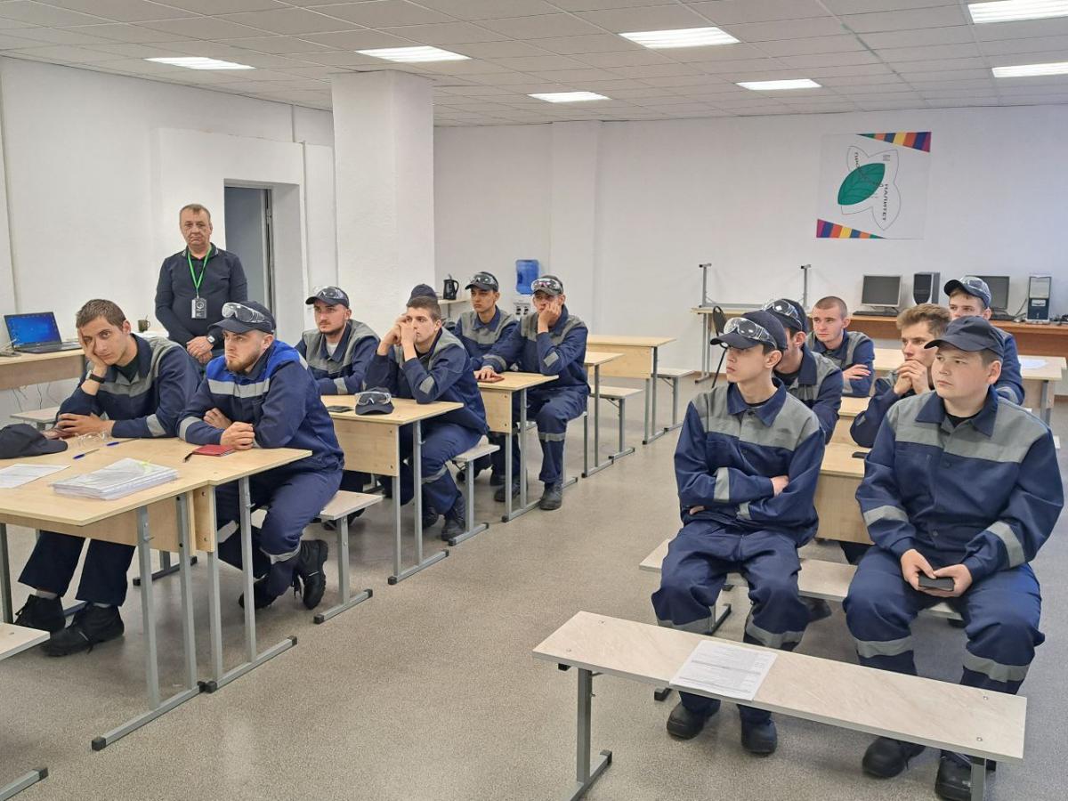 Выпускники ФТК сдают демонстрационный базовый экзамен Фото 8