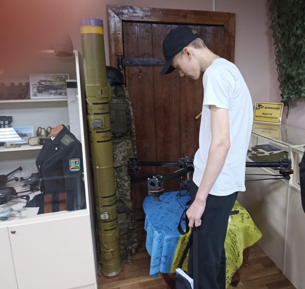 Экскурсия в МБУК «Пугачевский краеведческий музей им. К.И. Журавлева» Час истории «Россия – Родина моя!» Фото 7