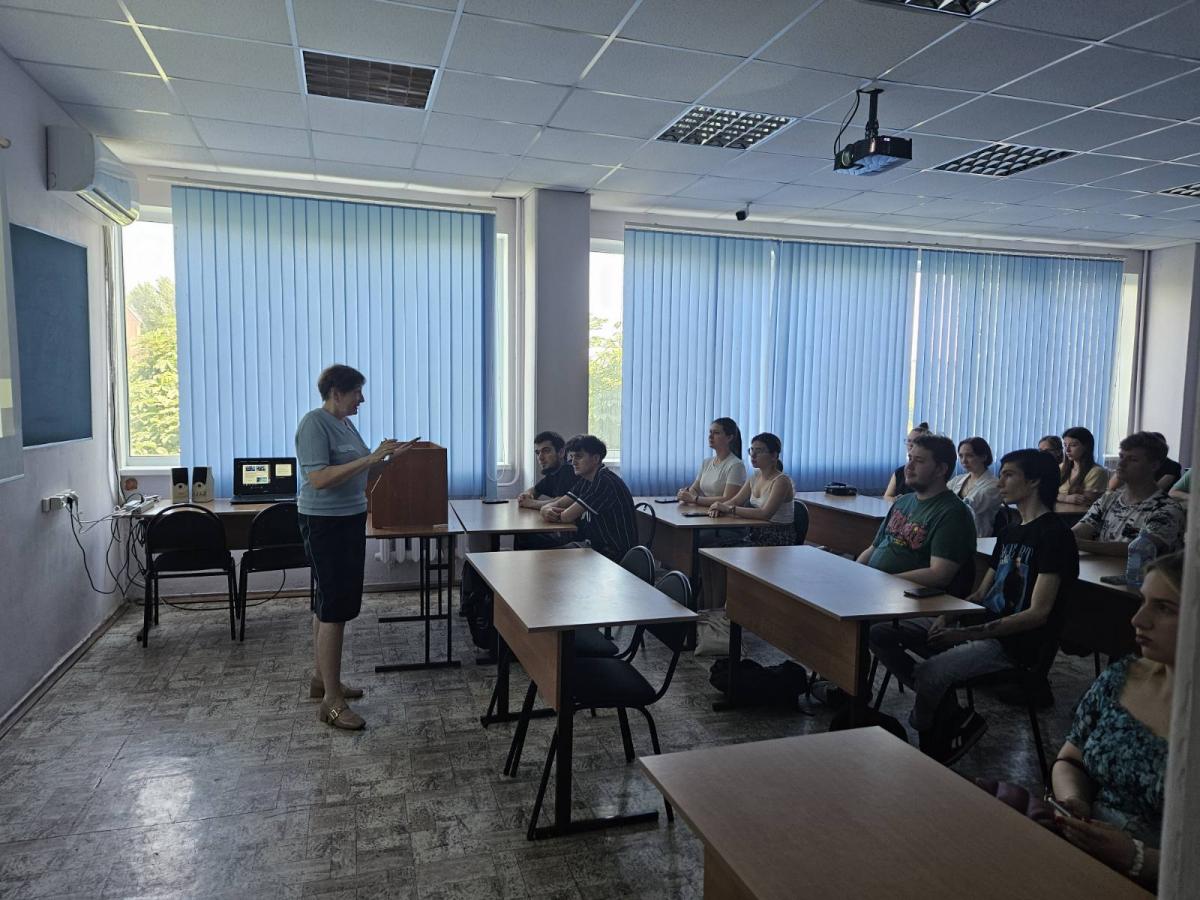 Лекция доктора биологических наук, профессора, главного научного сотрудника ФКУН «Российский научно-исследовательский противочумный институт «Микроб» Роспотребнадзора» Абрамовой Е. Г. для обучающихся направления подготовки «Биотехнология