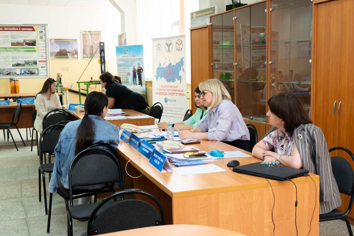 Свыше 600 абитуриентов решили поступить в Вавиловский университет Фото 4