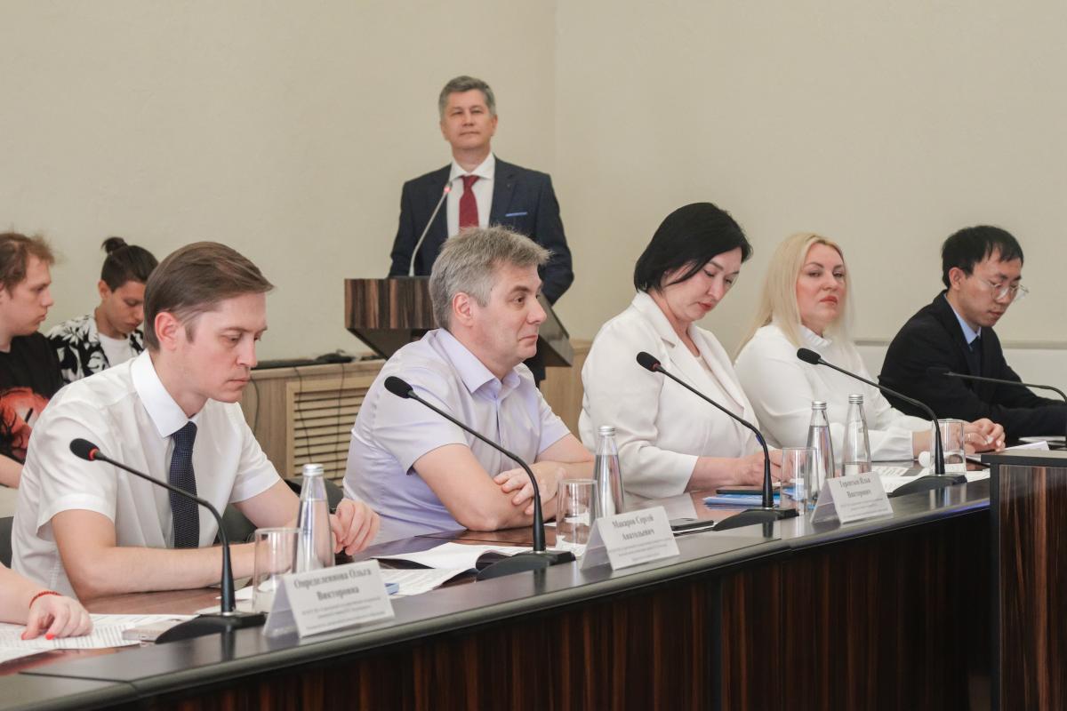 Вопросы международного сотрудничества обсудили в СГУ Фото 6