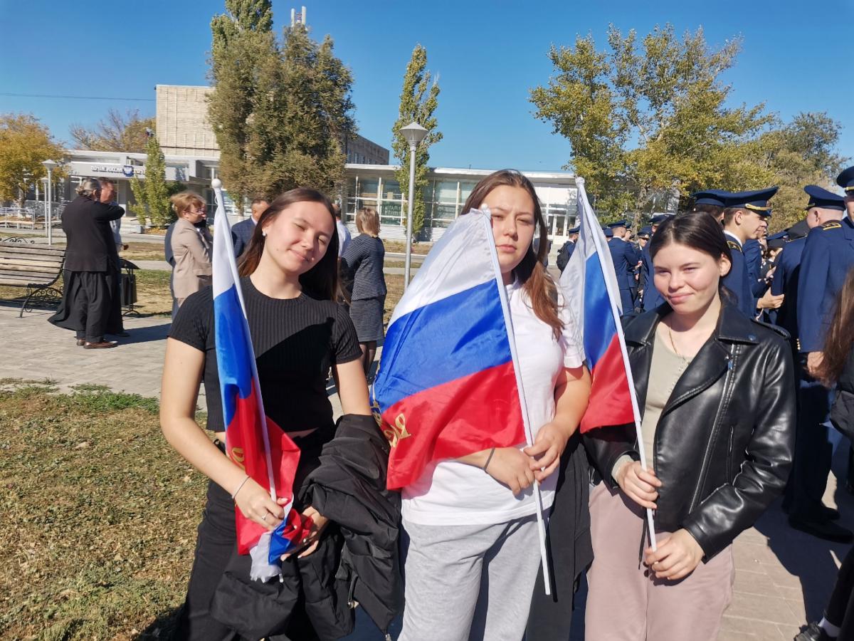 30 сентября – особая дата, ведь это день воссоединения Донецкой и Луганской Народных Республик, а также Запорожской и Херсонской областей с Российской Федерацией. Фото 4 30 сентября – особая дата, ведь это день воссоединения Донецкой и Луганской Народных Республик, а также Запорожской и Херсонской областей с Российской Федерацией. Фото 4