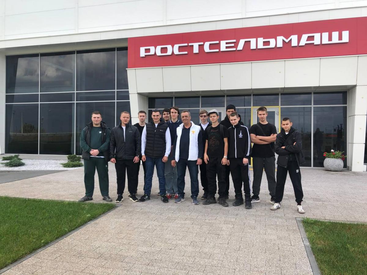 Посещение производственных площадок ООО ТВС «Агротехника» и официального дилера Ростсельмаш ООО