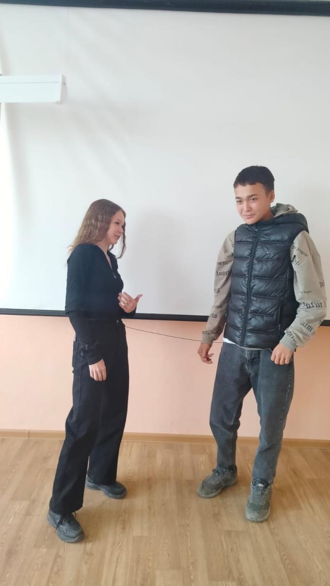 10 октября, прошли классные часы по группам "Вот тебе моё плечо" о наставничестве студент-студенту Фото 3 10 октября, прошли классные часы по группам "Вот тебе моё плечо" о наставничестве студент-студенту Фото 3