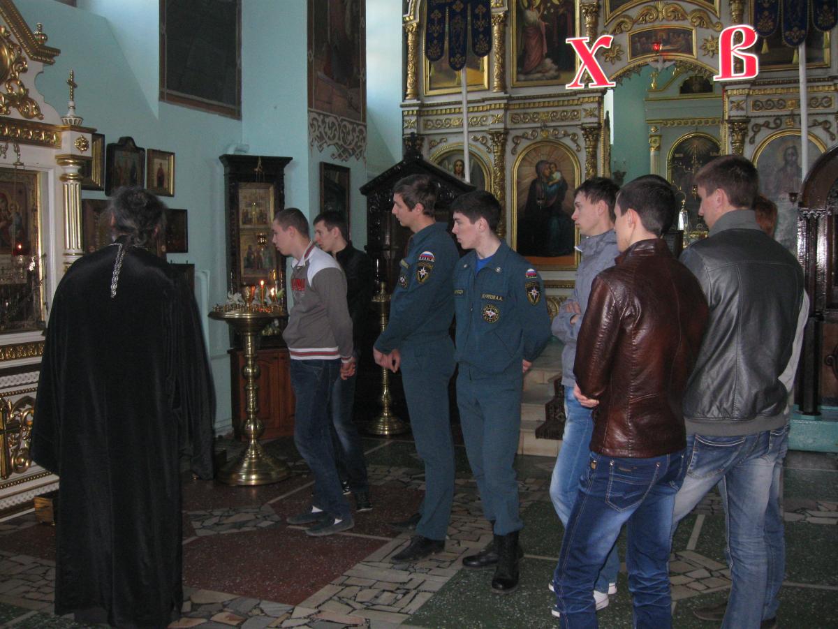 Студенты СГАУ побывали с экскурсией в Духосошественском кафедральном соборе Фото 1