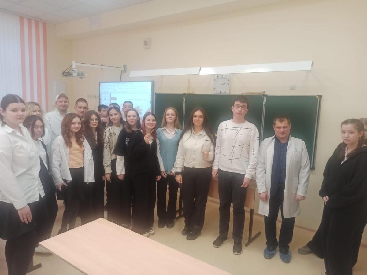 Профориентационная работа кафедры «Технология производства и переработки продукции животноводства» с учениками школ города Энгельс Фото 4 Профориентационная работа кафедры «Технология производства и переработки продукции животноводства» с учениками школ города Энгельс Фото 4