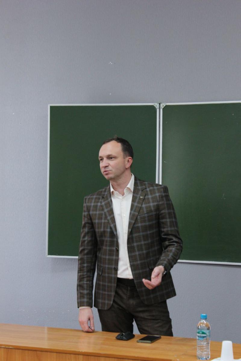Кураторский час с представителем компании ООО «ТВС-АГРОТЕХНИКА» и награждение студентов кафедры "Техническое обеспечение АПК" Фото 13 Кураторский час с представителем компании ООО «ТВС-АГРОТЕХНИКА» и награждение студентов кафедры "Техническое обеспечение АПК" Фото 13