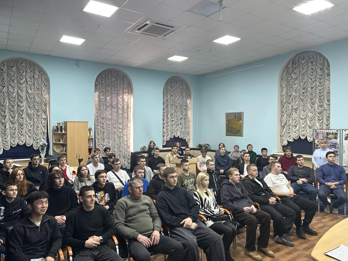 Вавиловцы встретились с участником войны в Афганистане Иваном Елисеевым Фото 2