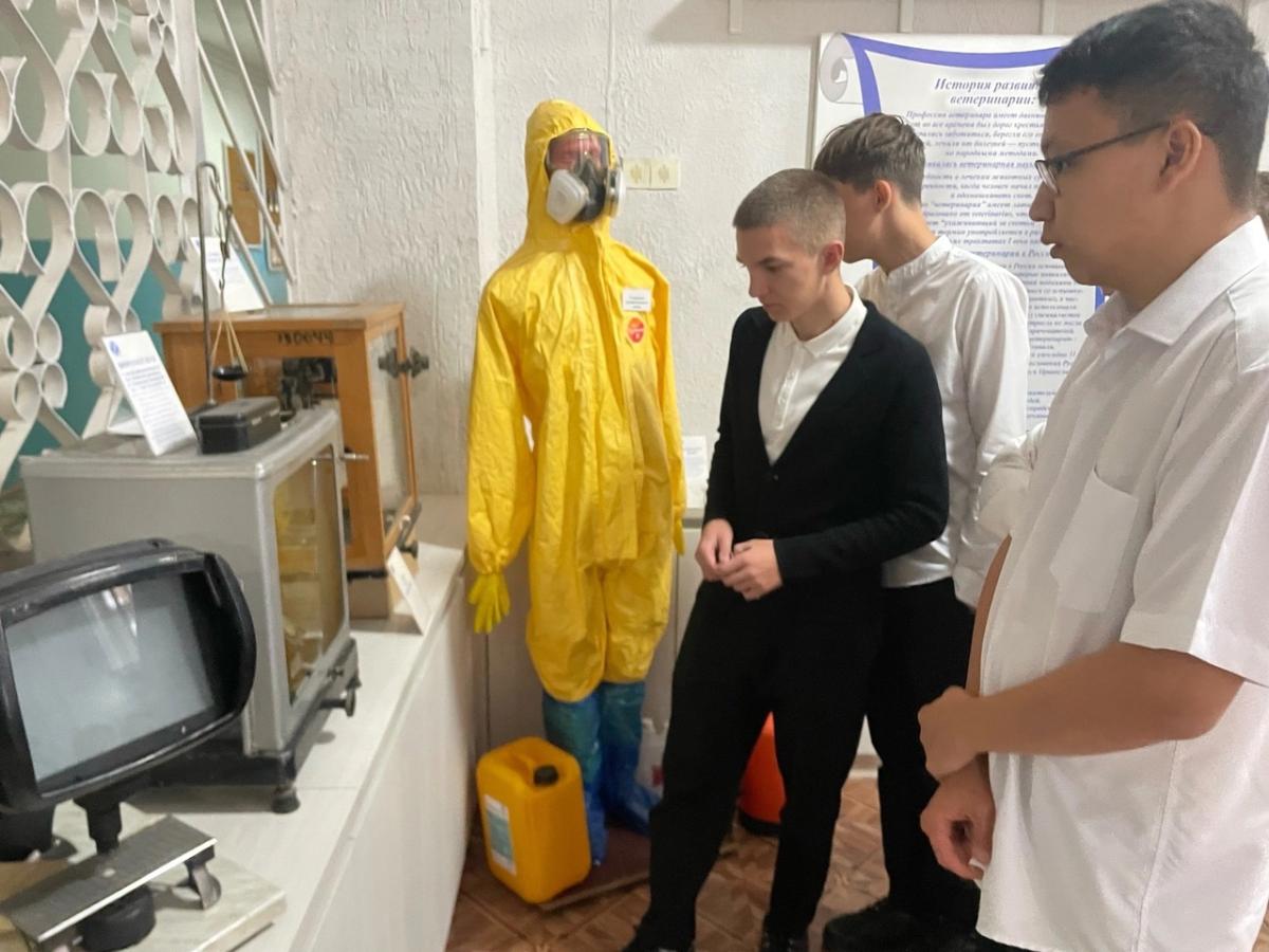 Экскурсия в музей Краснокутского филиала ФГБOУ ВО Вавиловский университет в рамках