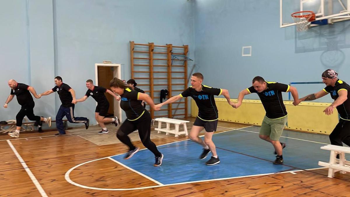 Спортивные весёлые старты «Спорт любить - сильным быть!» в рамках деловой программы III регионального этапа Чемпионата по профессиональному мастерству «Профессионалы» Саратовской области Фото 5 Спортивные весёлые старты «Спорт любить - сильным быть!» в рамках деловой программы III регионального этапа Чемпионата по профессиональному мастерству «Профессионалы» Саратовской области Фото 5