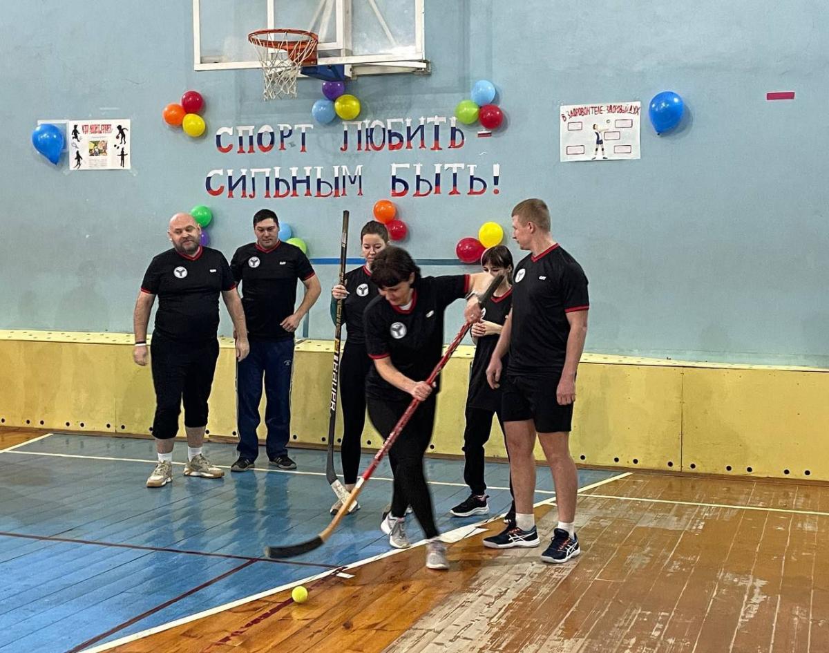 Спортивные весёлые старты «Спорт любить - сильным быть!» в рамках деловой программы III регионального этапа Чемпионата по профессиональному мастерству «Профессионалы» Саратовской области Фото 7 Спортивные весёлые старты «Спорт любить - сильным быть!» в рамках деловой программы III регионального этапа Чемпионата по профессиональному мастерству «Профессионалы» Саратовской области Фото 7
