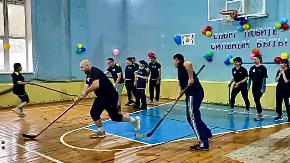 Спортивные весёлые старты «Спорт любить - сильным быть!» в рамках деловой программы III регионального этапа Чемпионата по профессиональному мастерству «Профессионалы» Саратовской области Фото 8 Спортивные весёлые старты «Спорт любить - сильным быть!» в рамках деловой программы III регионального этапа Чемпионата по профессиональному мастерству «Профессионалы» Саратовской области Фото 8