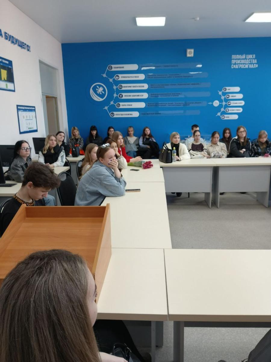 Мастер-класс "Чемодан лидера"-профориентационная работа дня открытых дверей Фото 9