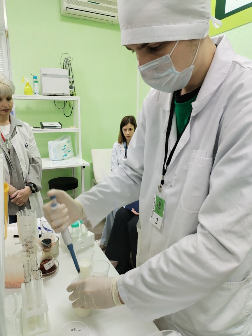 Обучающиеся колледжа приняли участие в III региональном этапе Чемпионата по профессиональному мастерству «Профессионалы» по компетенции «Ветеринария» Фото 1