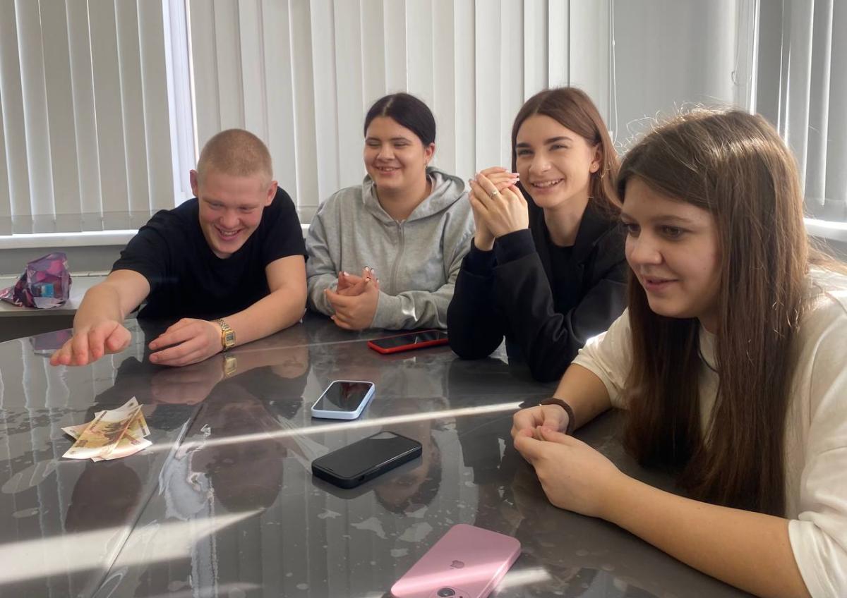 Энгельсские агроклассники повысили свою финансовую грамотность Фото 15