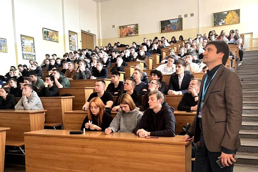 В вузе состоялась лекция «Крым вчера, сегодня, завтра»