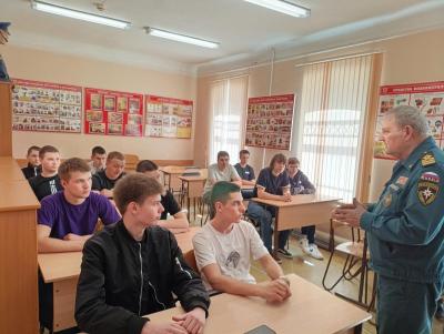 Лекция "Безопасное поведение в весенний период"