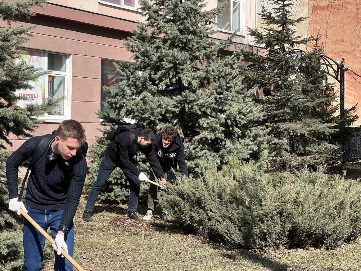 Вавиловцы присоединились к областному субботнику Фото 13