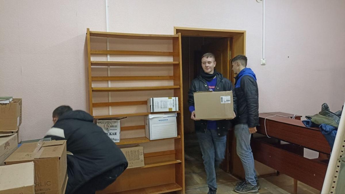 Студенты - волонтёры в деле! Фото 1