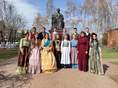 Интерактивный путеводитель в дополненной реальности