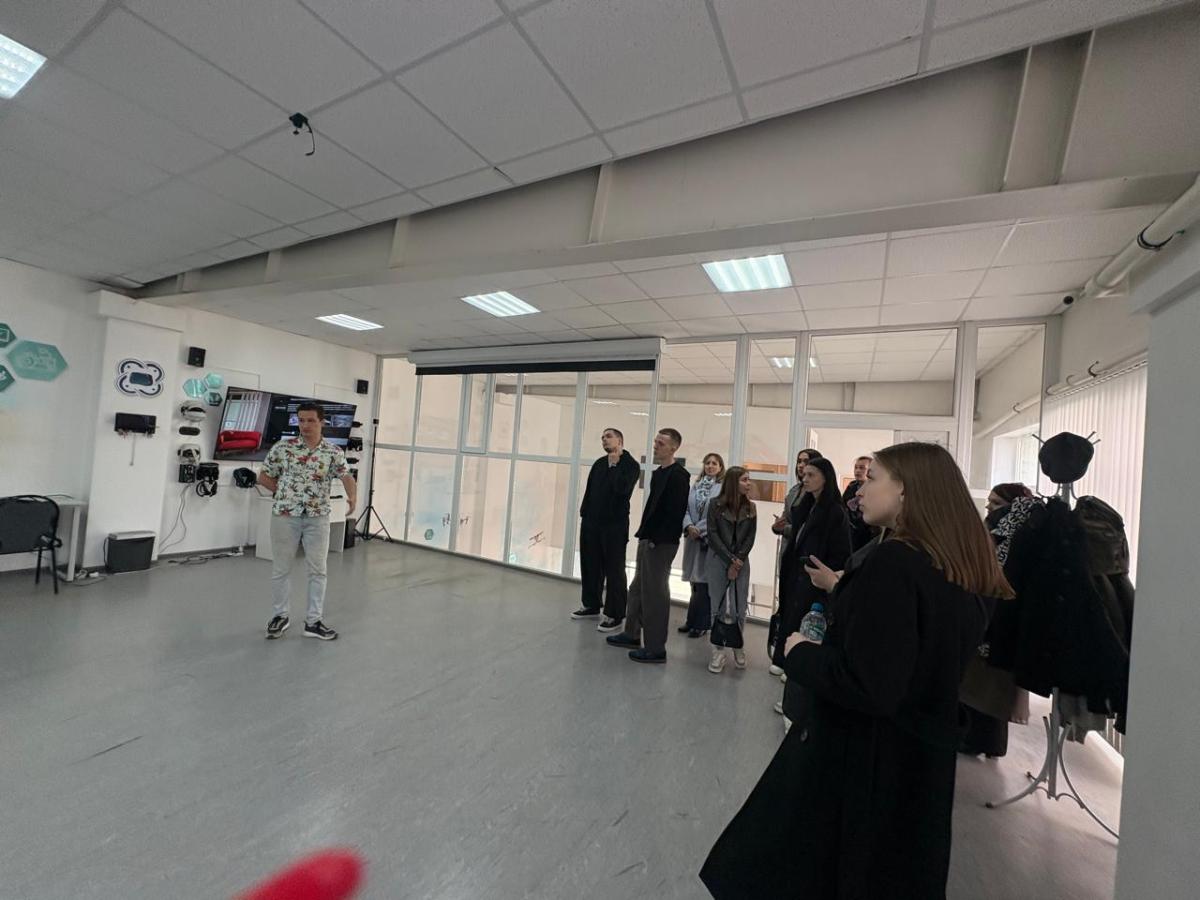 Экскурсия для студентов «Саратовского колледжа строительства мостов и гидротехнических сооружений». Фото 3