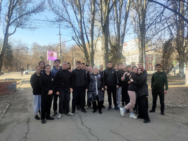 Студенты приняли участие в общегородском субботнике
