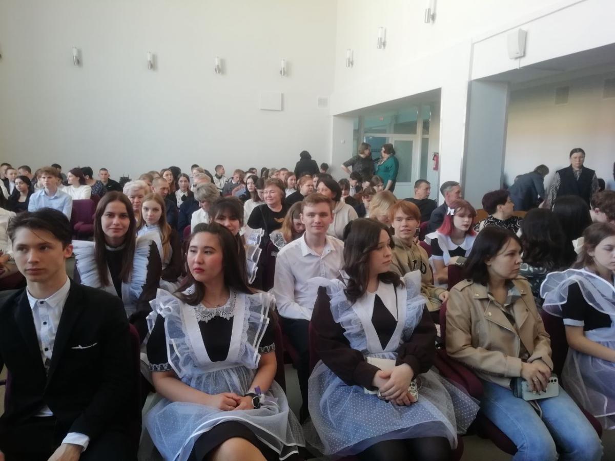 Пугачевским школьникам рассказали о преимуществах обучения в университете Фото 1