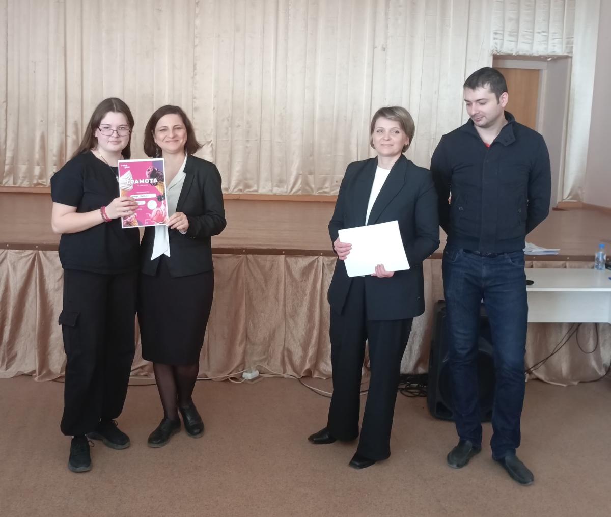 Встреча учащихся школ Новобурасского района с представителями Института биотехнологии Фото 3