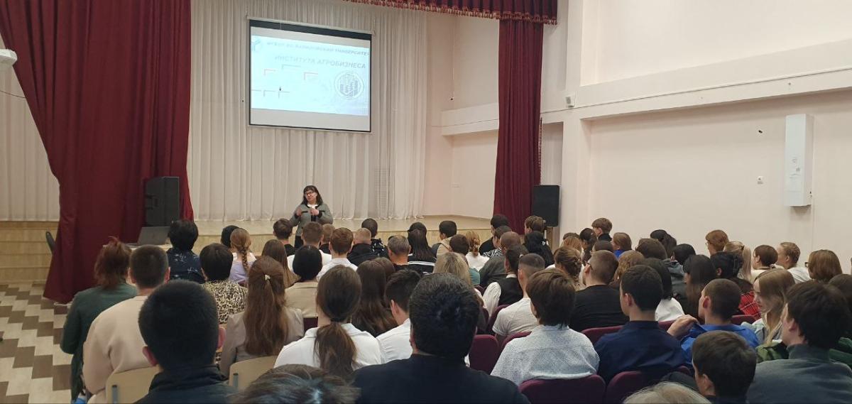 Профориентационная работа кафедры "Иностранные языки и культура речи" Фото 2