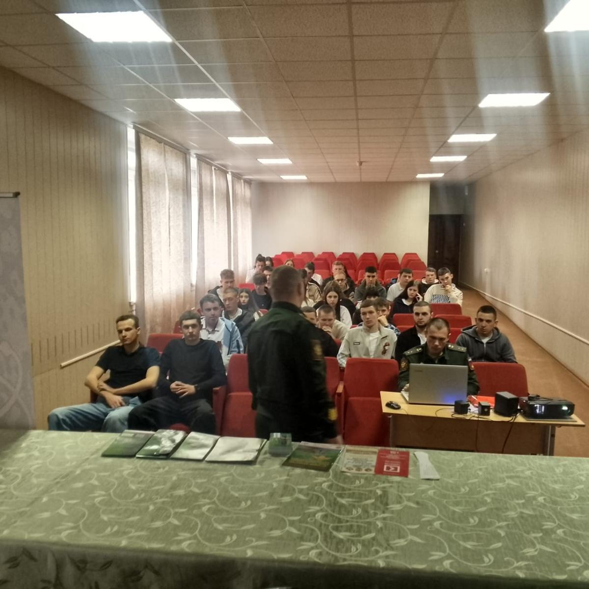 Встреча студентов выпускных курсов с представителями 12-го главного управления