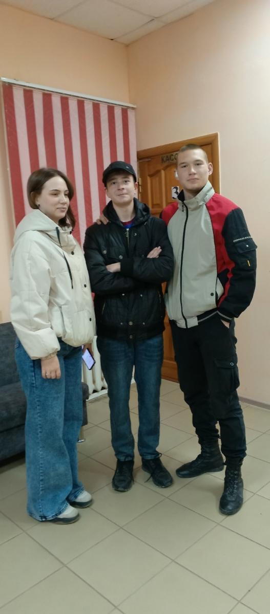 Студенты слушают джаз