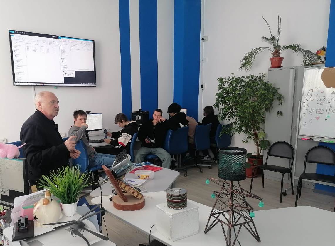 Встреча с представителей Вавиловского университета с выпускниками Балашовского техникума механизации сельского хозяйства Фото 2