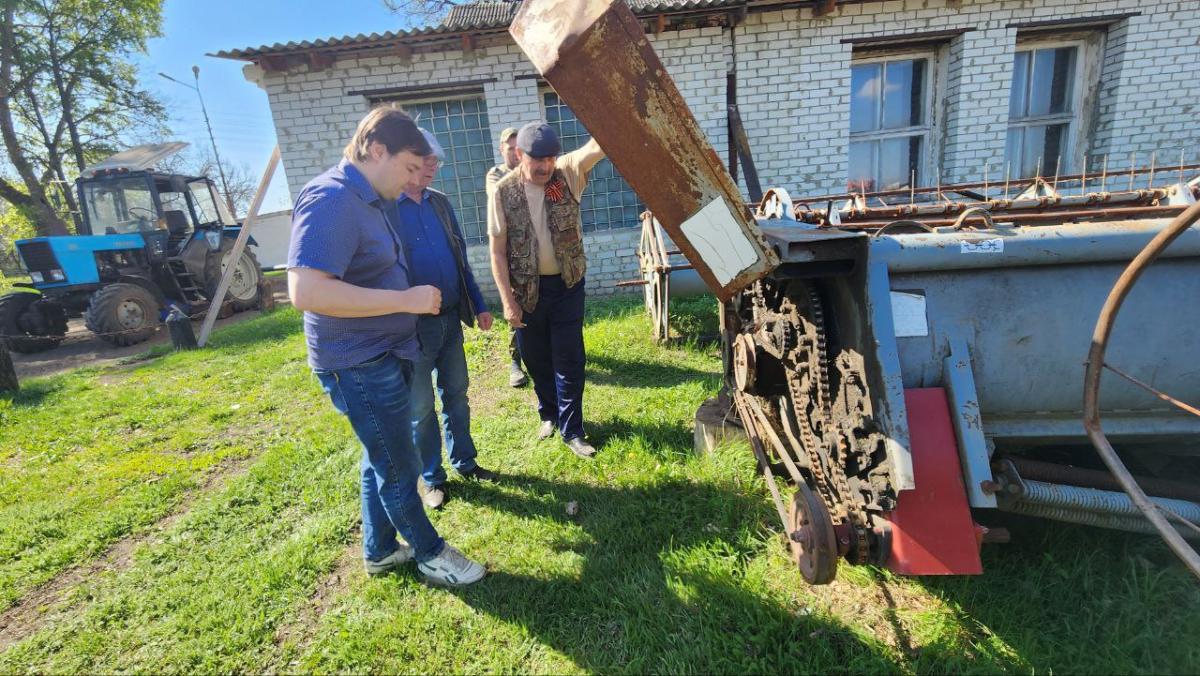 Рабочий визит сотрудников кафедры "Техническое обеспечение АПК" в УНПО "Муммовское" Фото 3