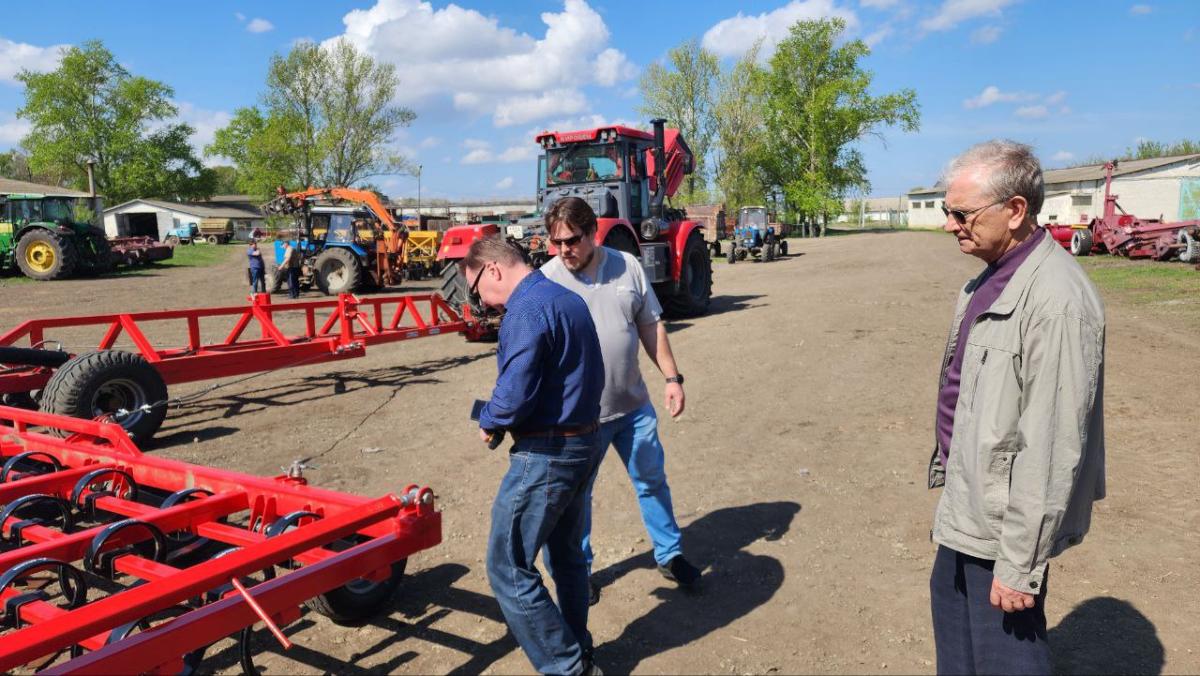 Рабочий визит сотрудников кафедры "Техническое обеспечение АПК" в УНПО "Муммовское" Фото 10