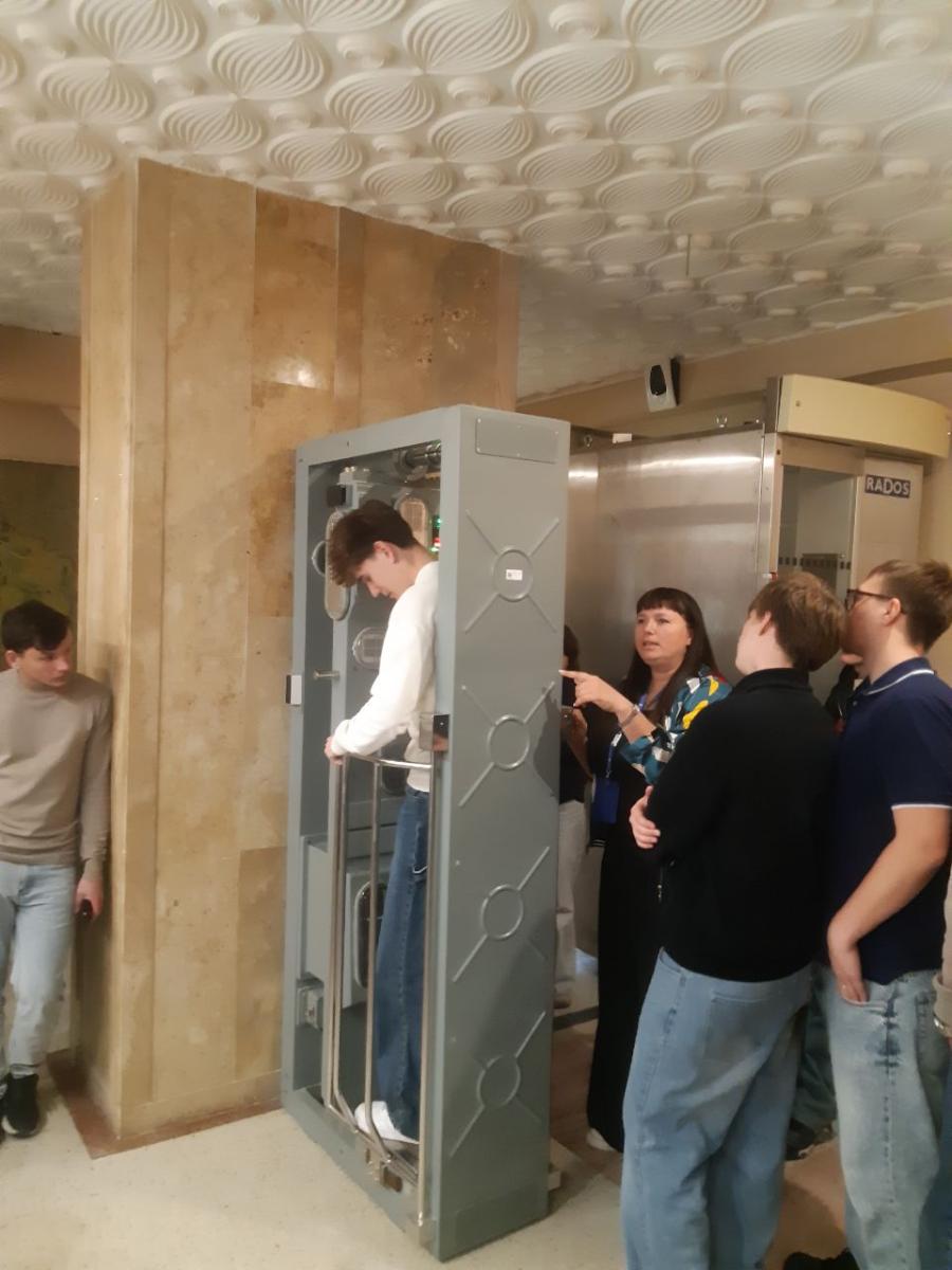 Студенты Вавиловского университета посетили Балаковскую АЭС  в год 80-летия атомной промышленности России Фото 3