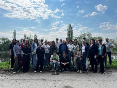 Участие преподавателей и студентов в  благоустройстве УНПК «Агроцентр»