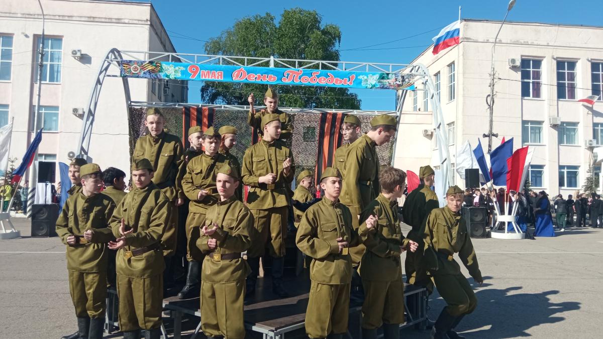 Праздничный концерт к Дню Победы Фото 4