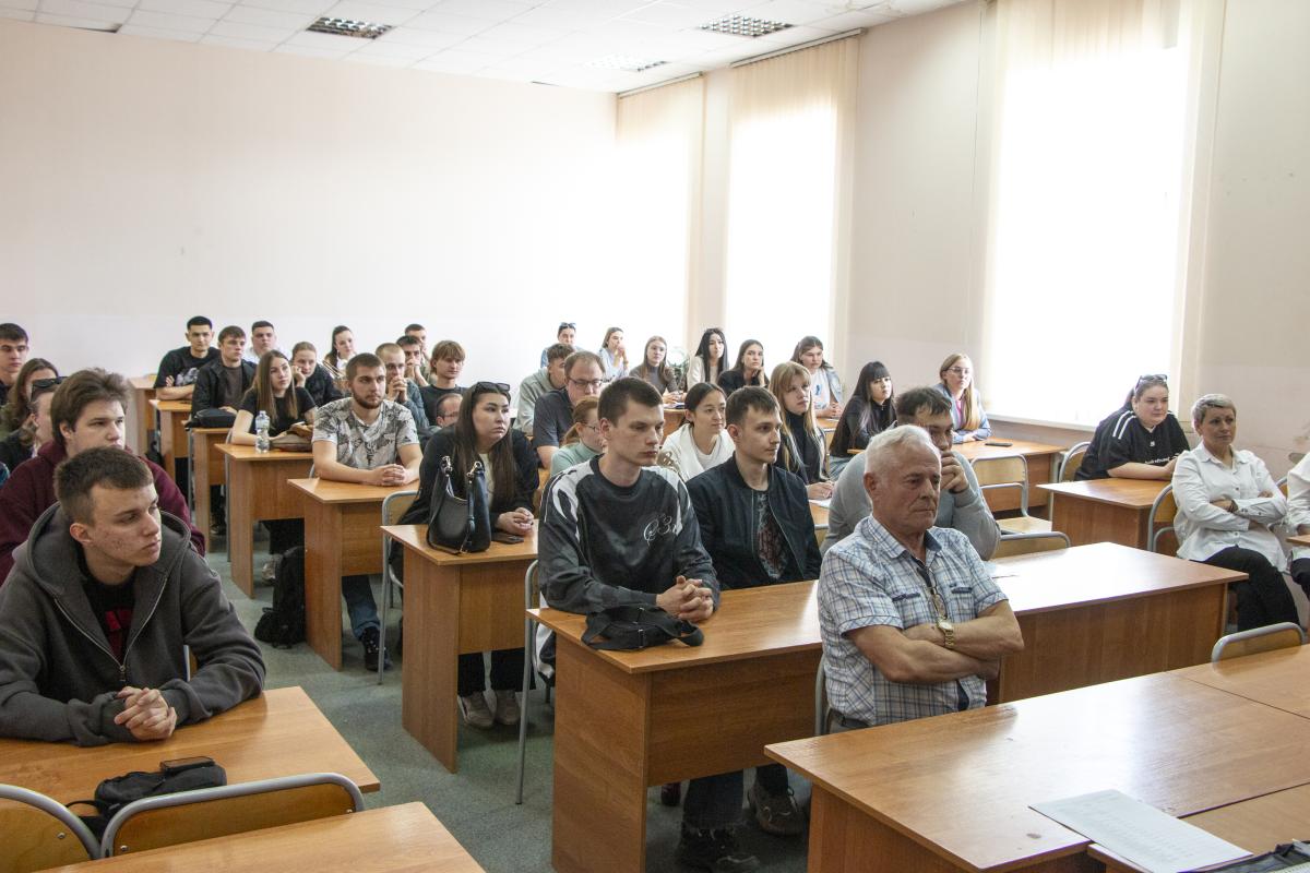 Студентам рассказали о перспективах трудоустройства по специальности Фото 4
