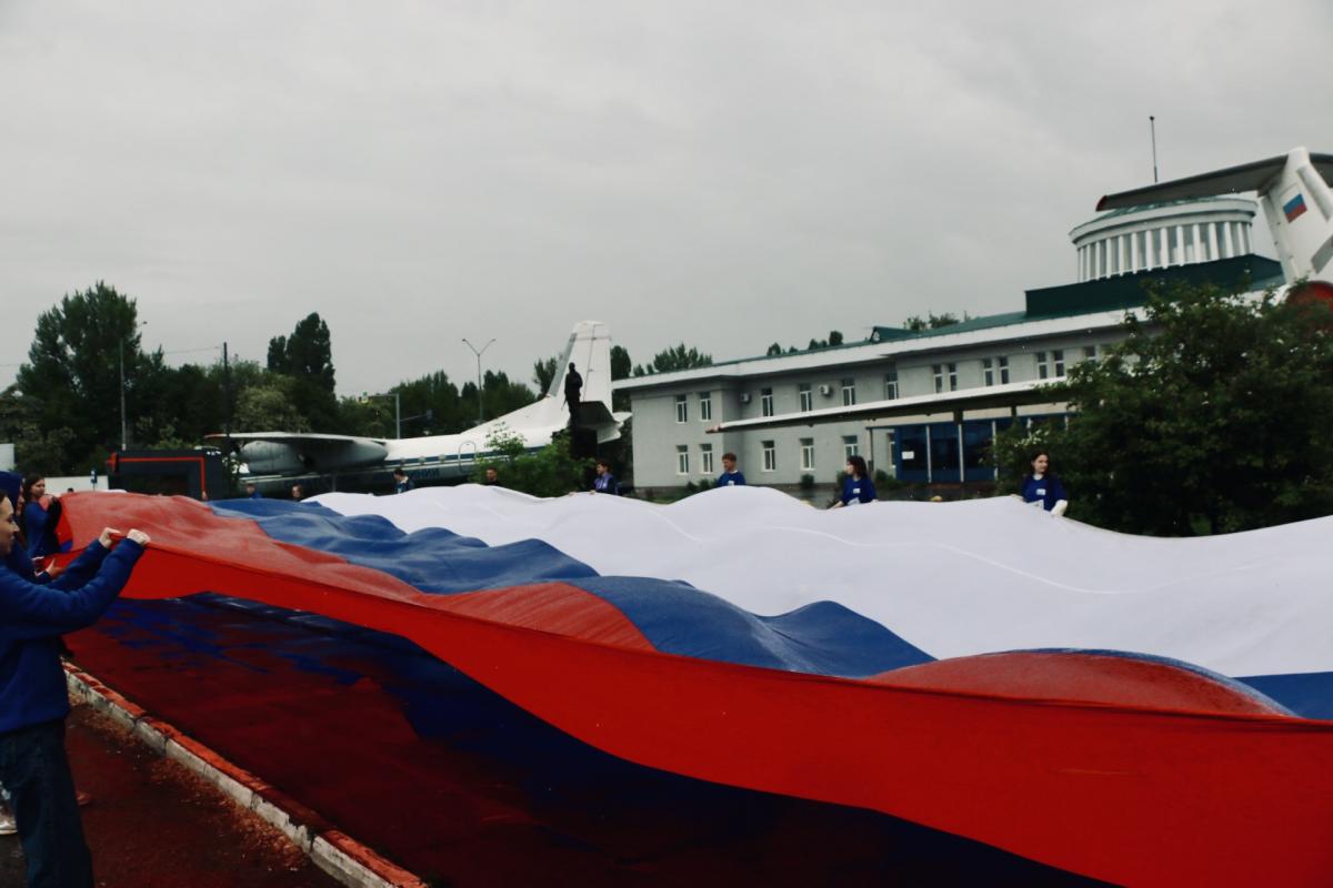 Вавиловцы почтили память героев Донбасса Фото 8