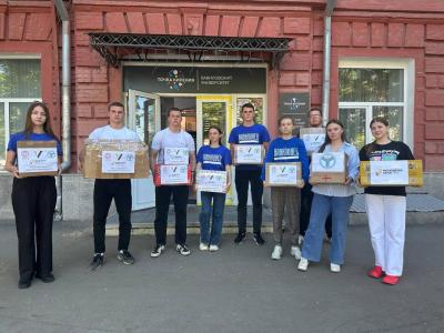 Активисты собрали и передали очередную партию гуманитарной помощи в зону СВО