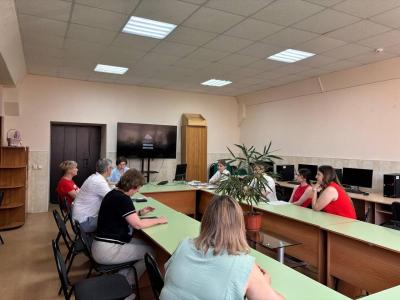 СОБРАНИЕ С ВЫПУСКНИКАМИ ПО ВОПРОСАМ ТРУДОУСТРОЙСТВА